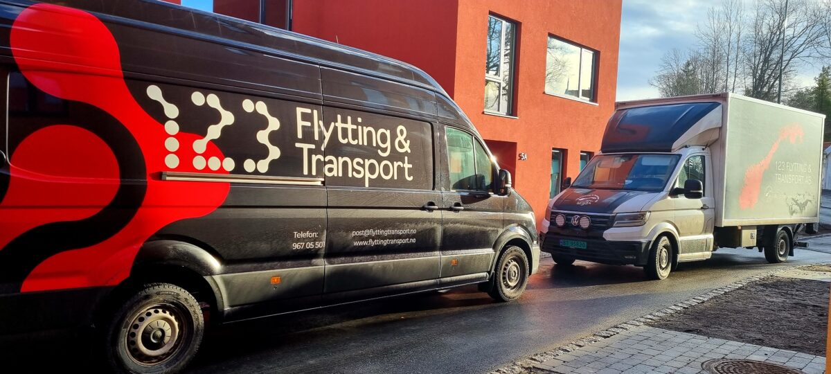 FLYTTING & TRANSPORT